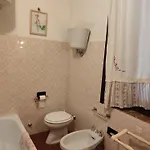 Casa Con Ampio Giardino - Minimo 3 Notti Ferienhaus