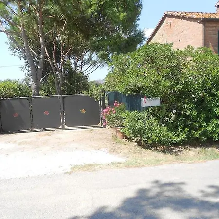 Сasa de vacaciones Casa Indipendente Con Giardino-min 3 Notti Castiglione del Lago