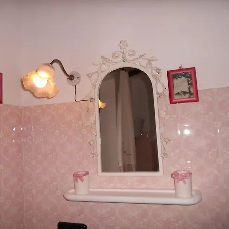 Casa Indipendente Con Giardino-min 3 Notti Сasa de vacaciones Castiglione del Lago