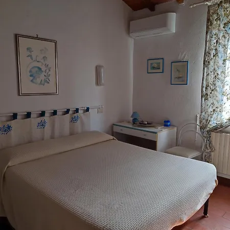 Casa Con Ampio Giardino - Minimo 3 Notti *