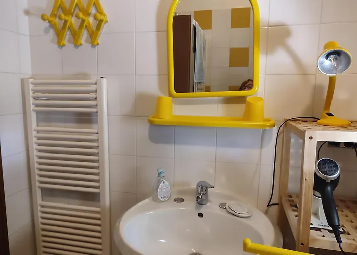 Casa Con Giardino - Minimo 3 Notti